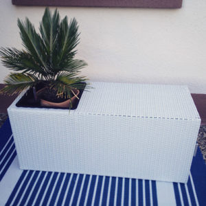 Produktvorstellung Praktische GartenSitzbank mit Pflanzkübel und